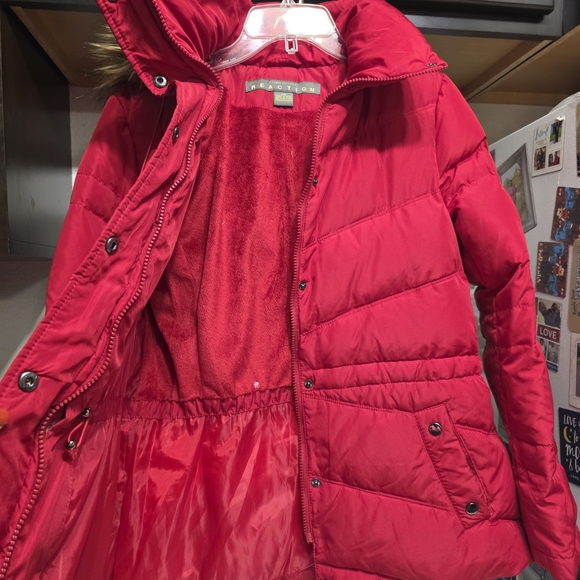 Women's Red Puffer Jacket - Picture 10 of 10